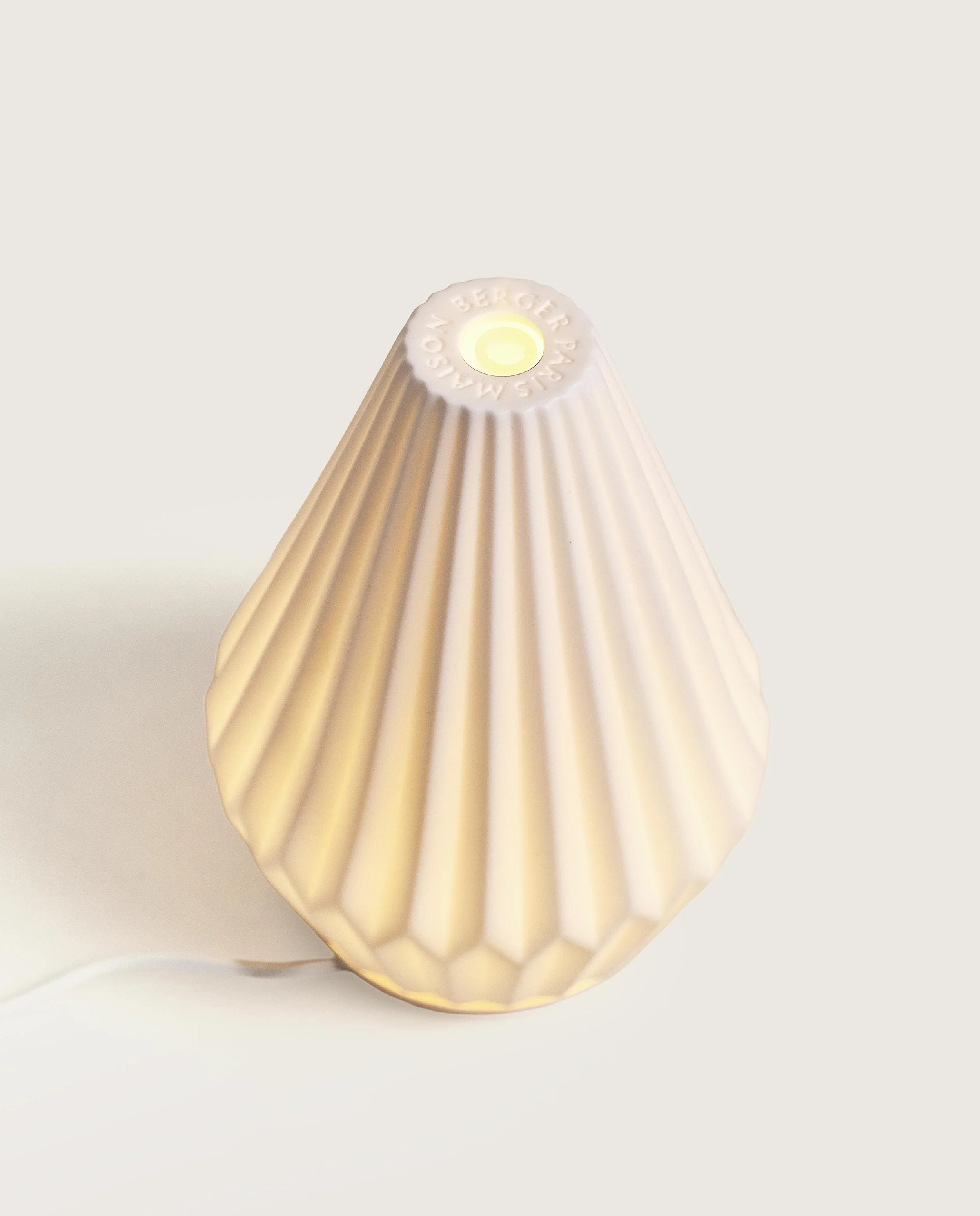 Mistdiffuser Cône - Poussière d'Ambre - Image 4